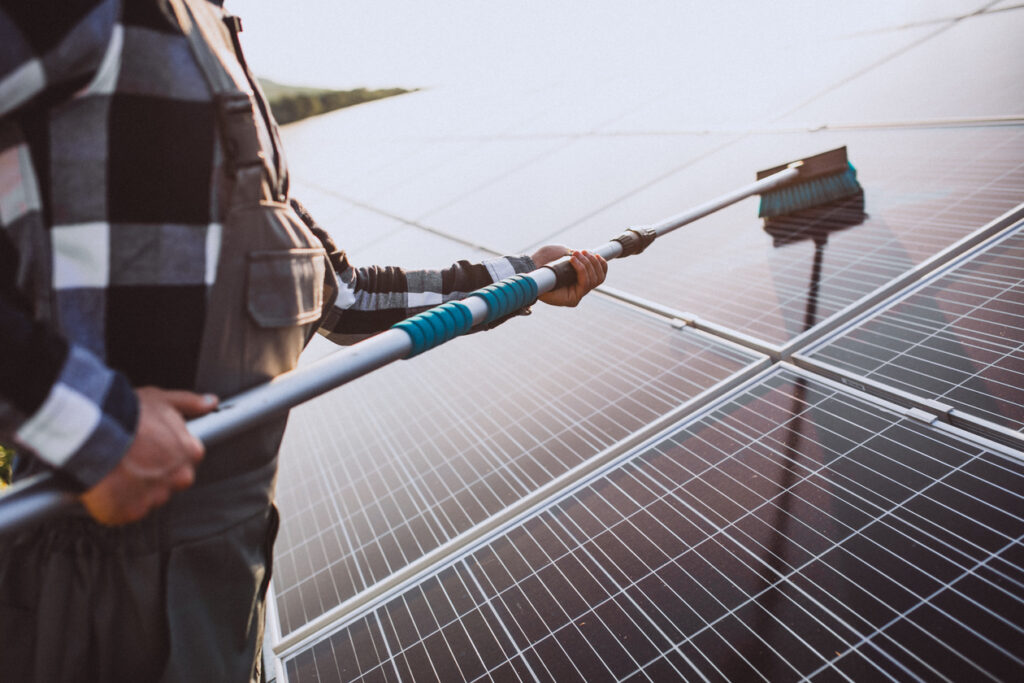 Solar Panel Cleaning Services in Tampa