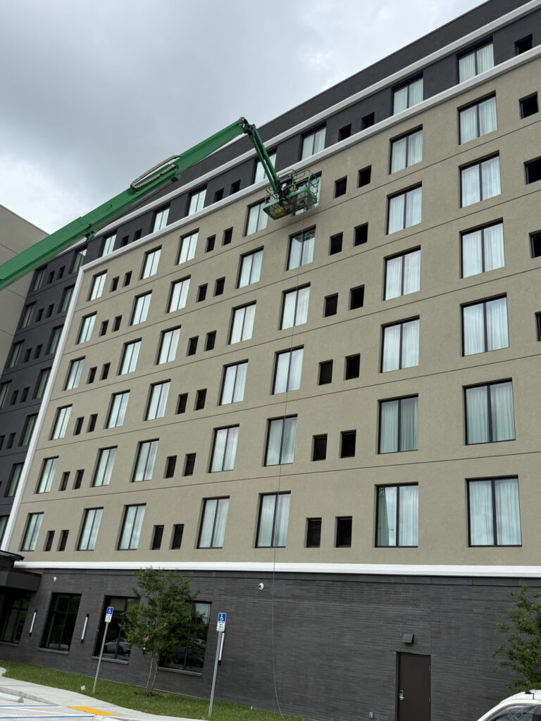 high-rise-window-cleaning
